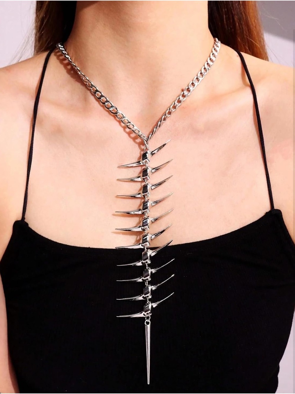 Silver Spine Pendant Chain Necklace